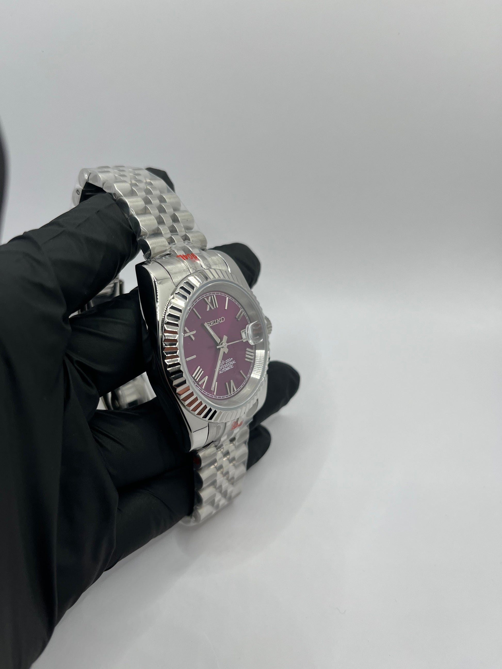 Roman Dial Violette Valtik