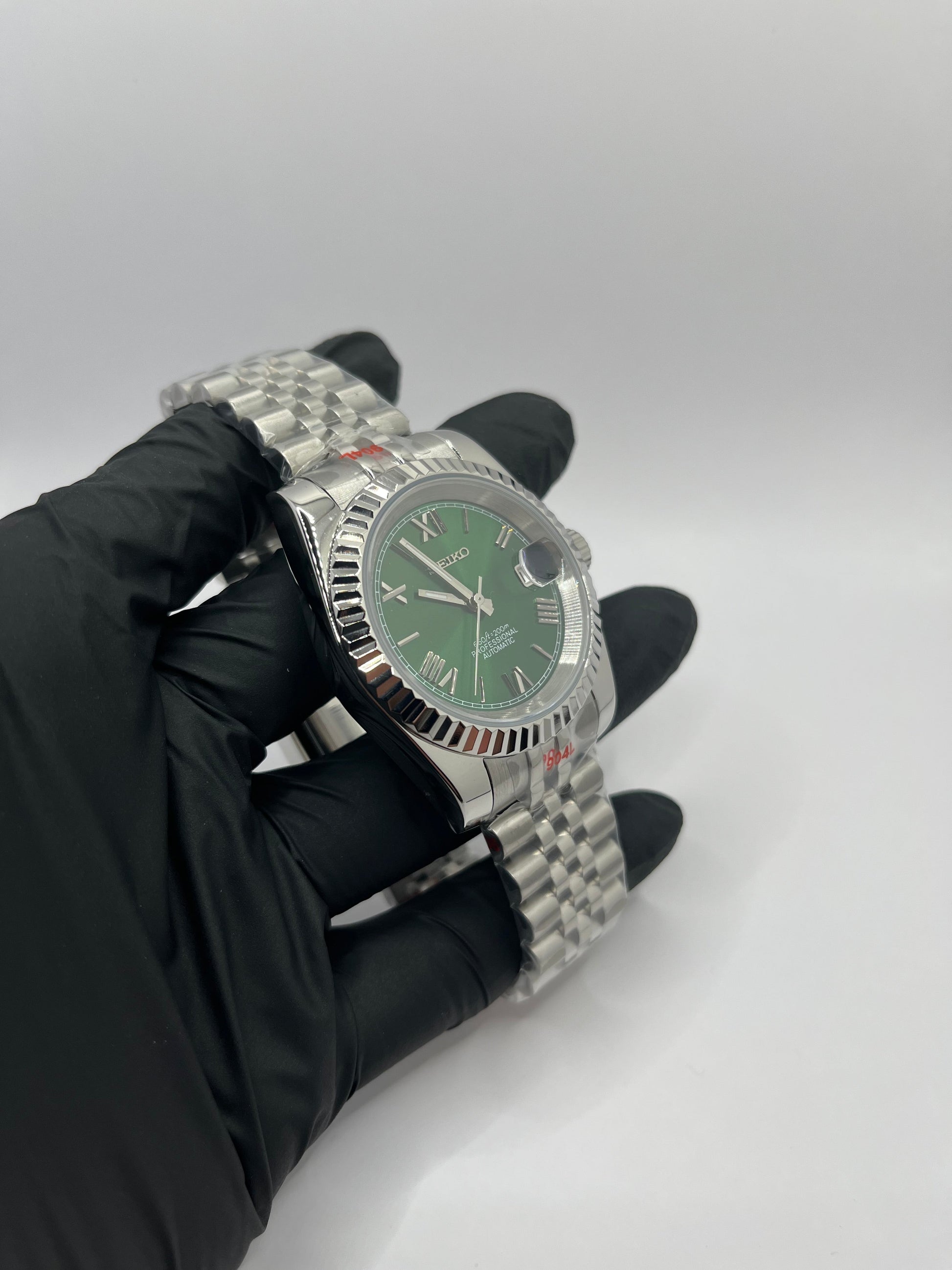 Roman Dial Verte Valtik