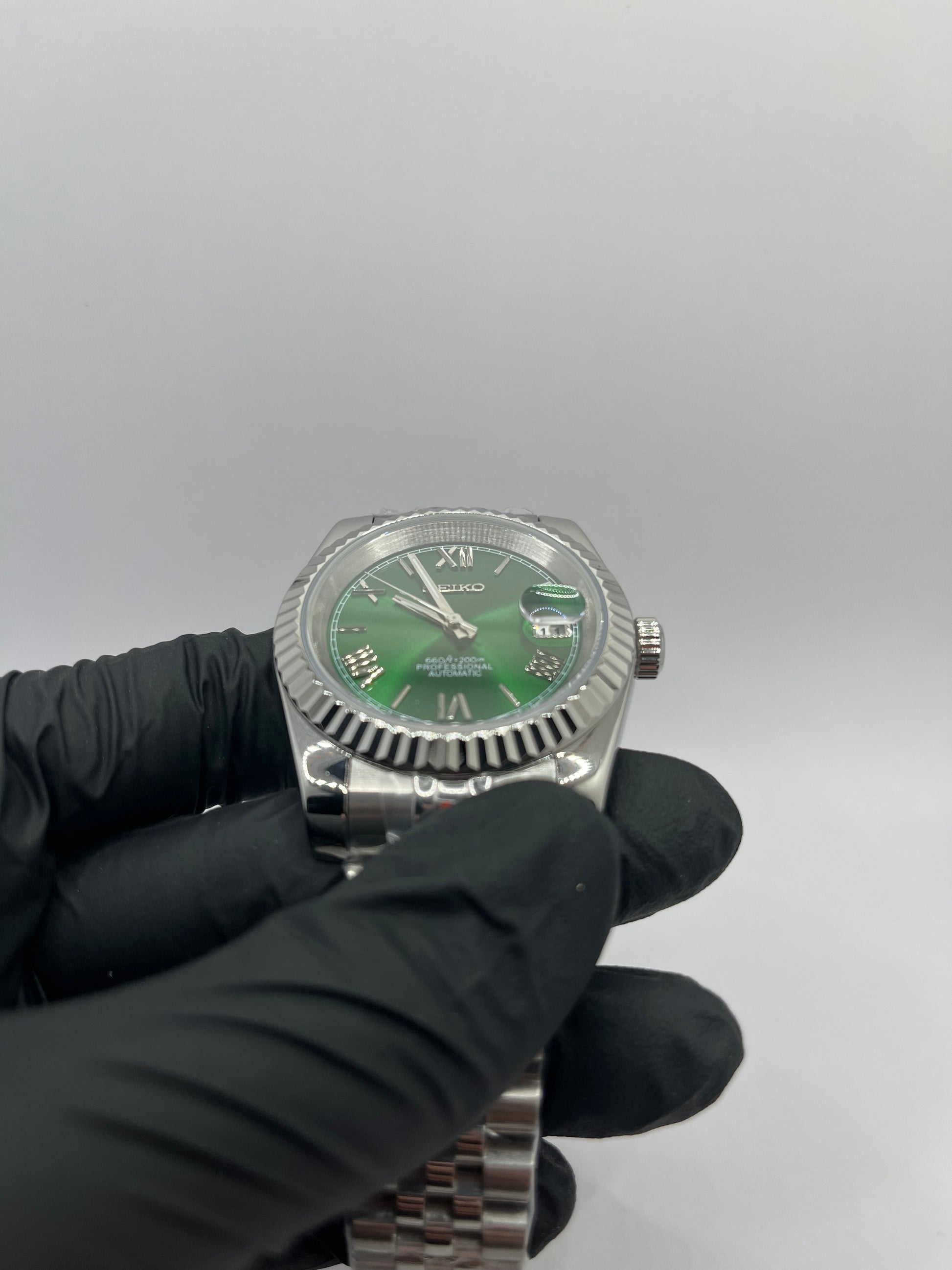 Roman Dial Verte Valtik