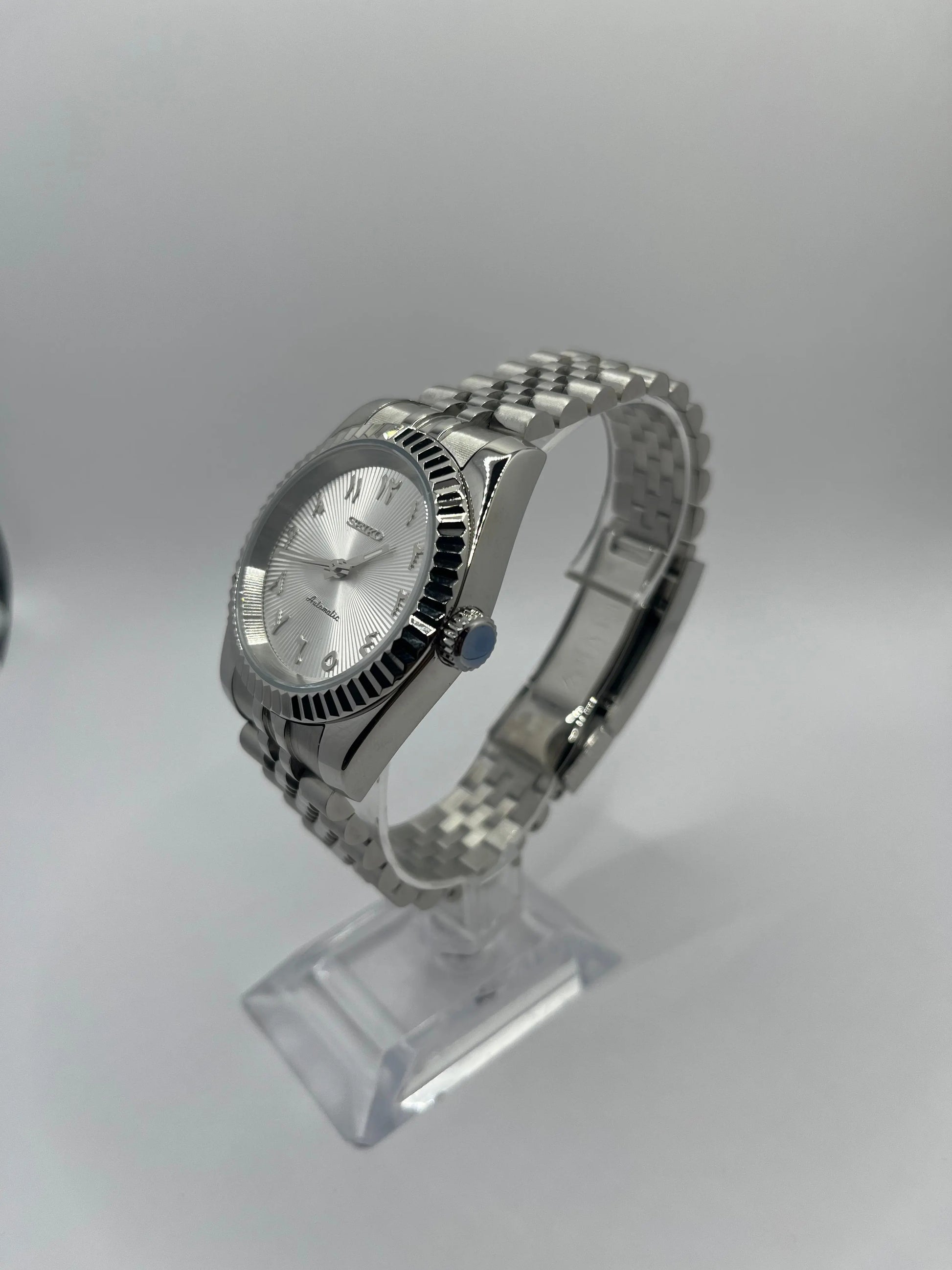Arabic Dial Blanche Valtik