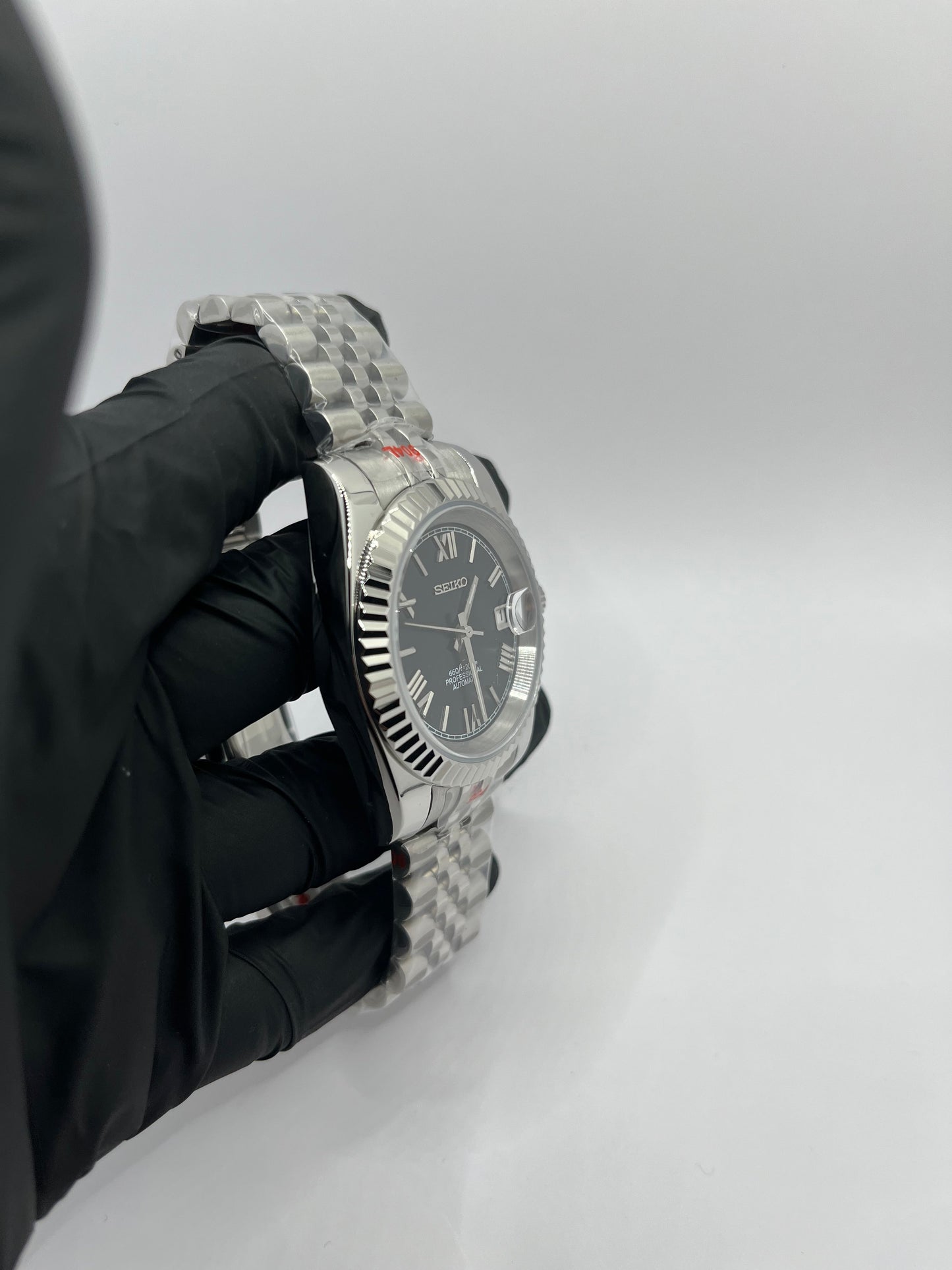 Roman Dial Noire Valtik