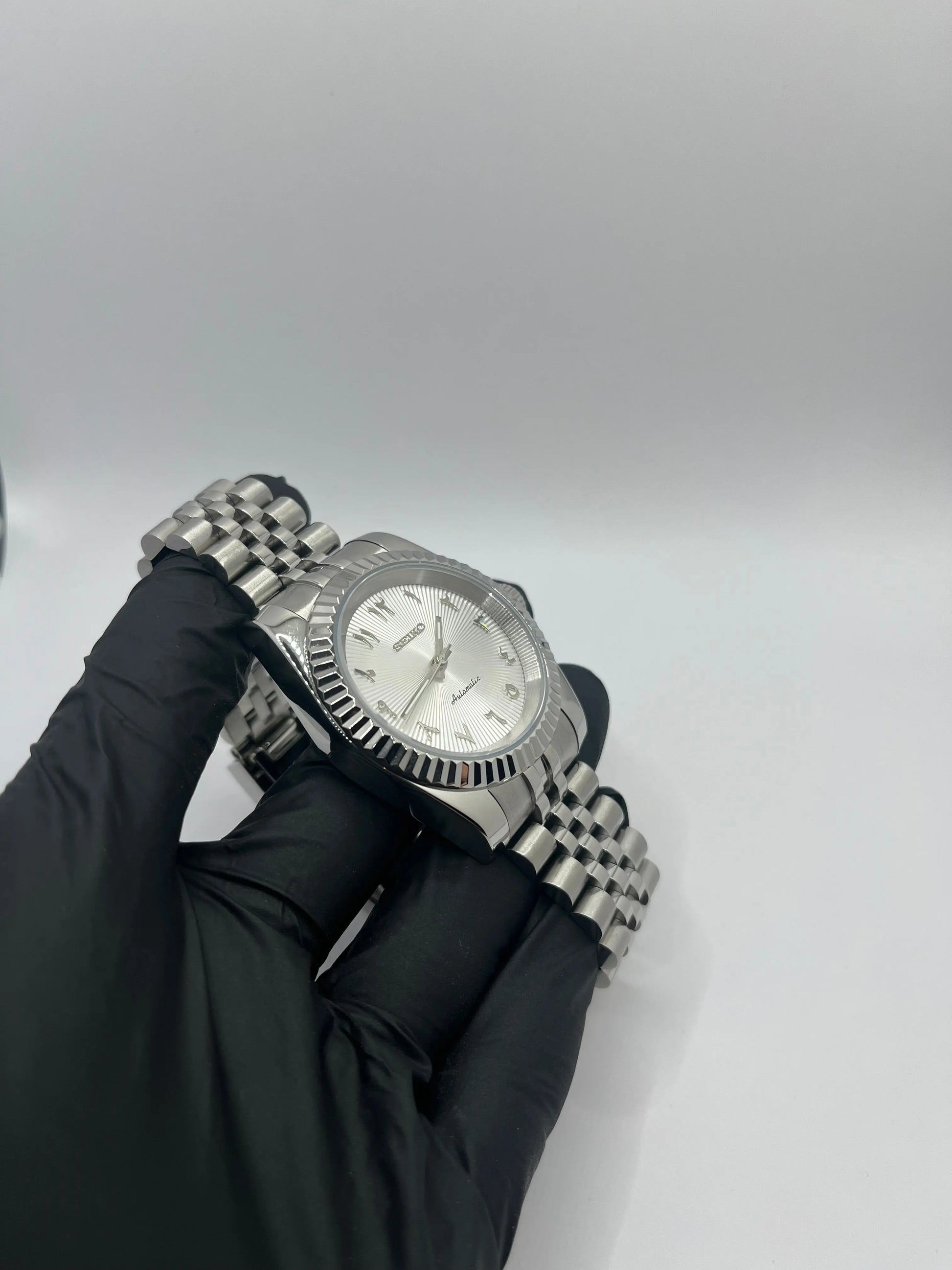 Arabic Dial Blanche Valtik
