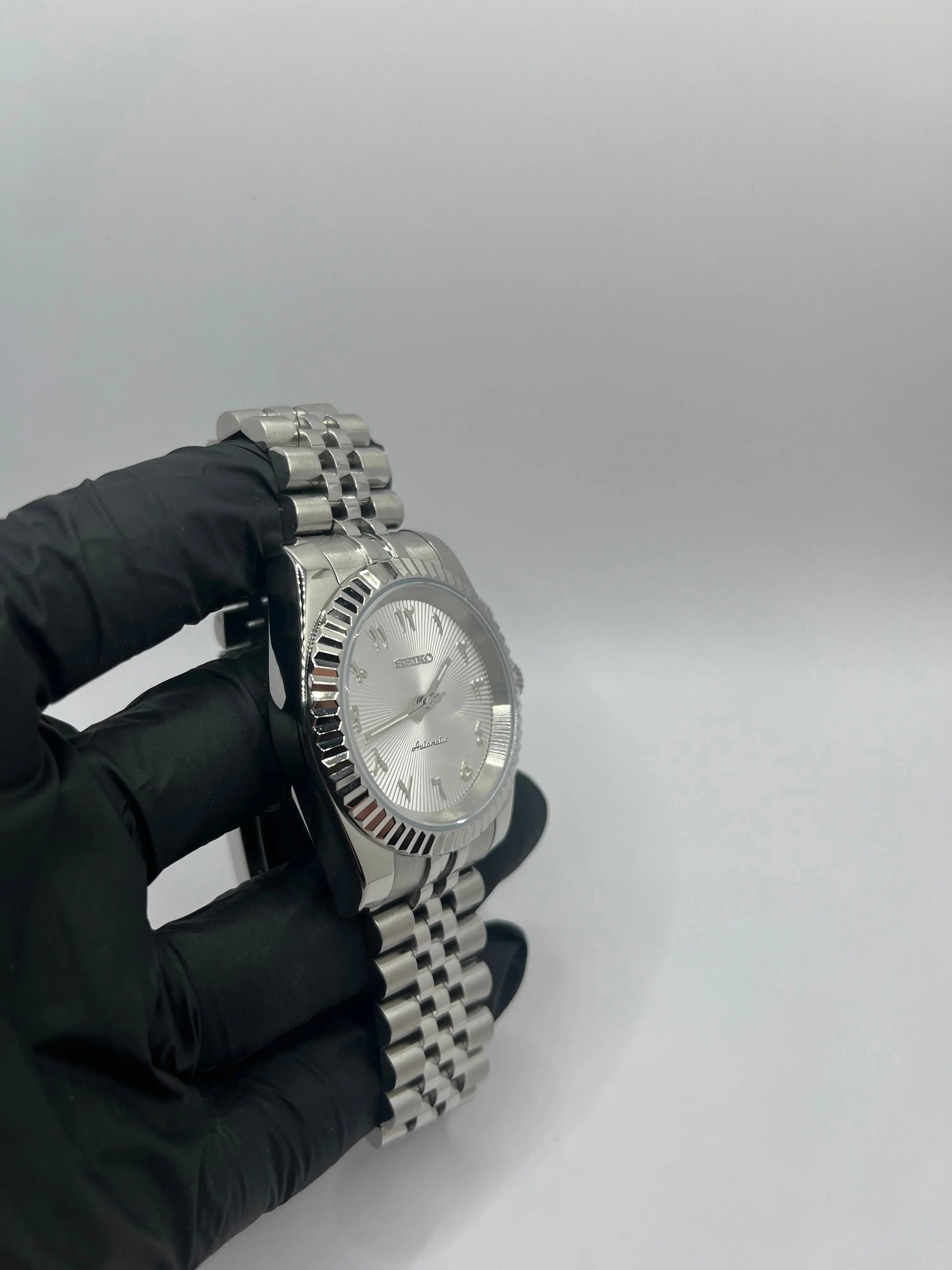 Arabic Dial Blanche Valtik