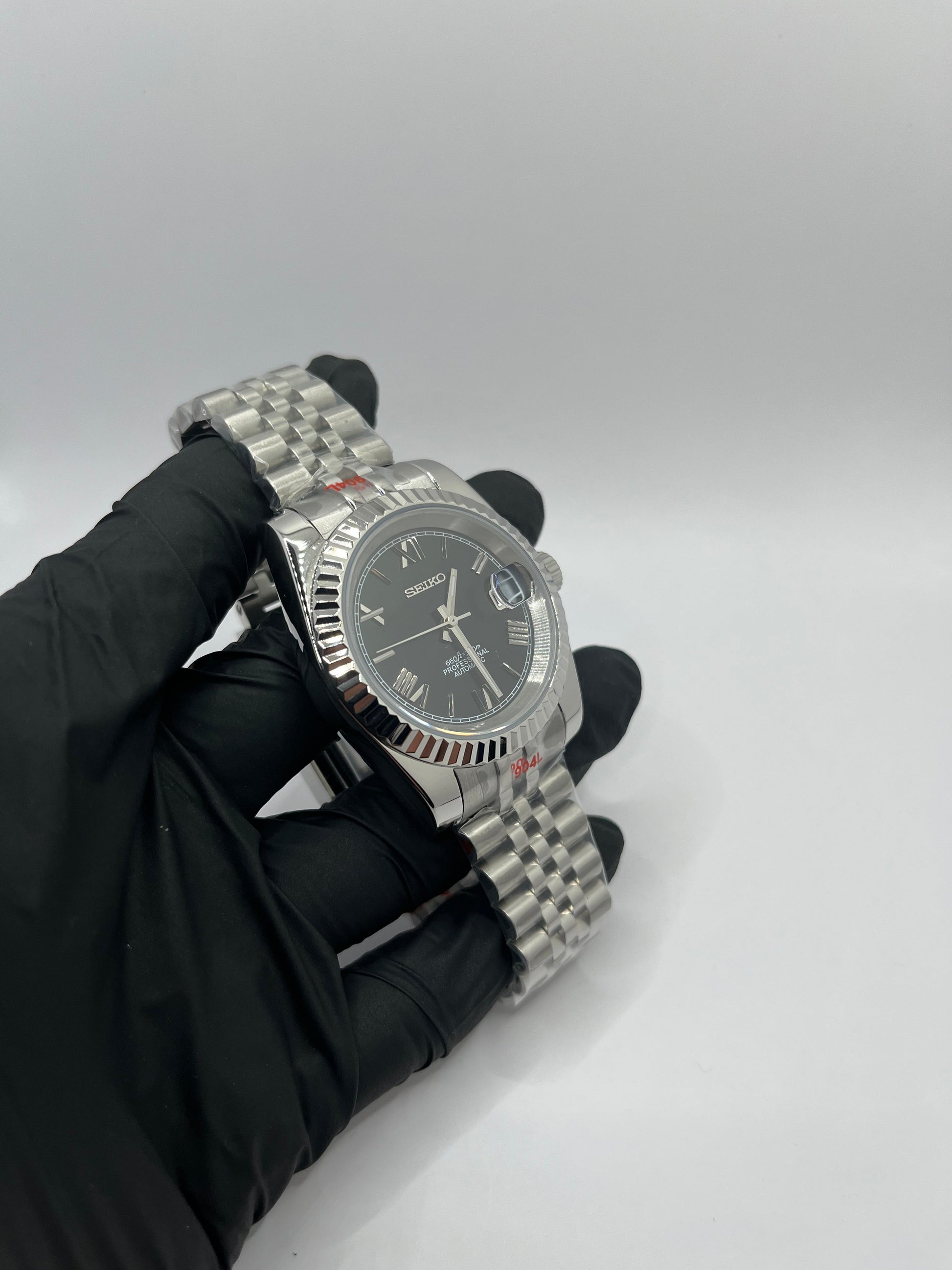 Roman Dial Noire Valtik