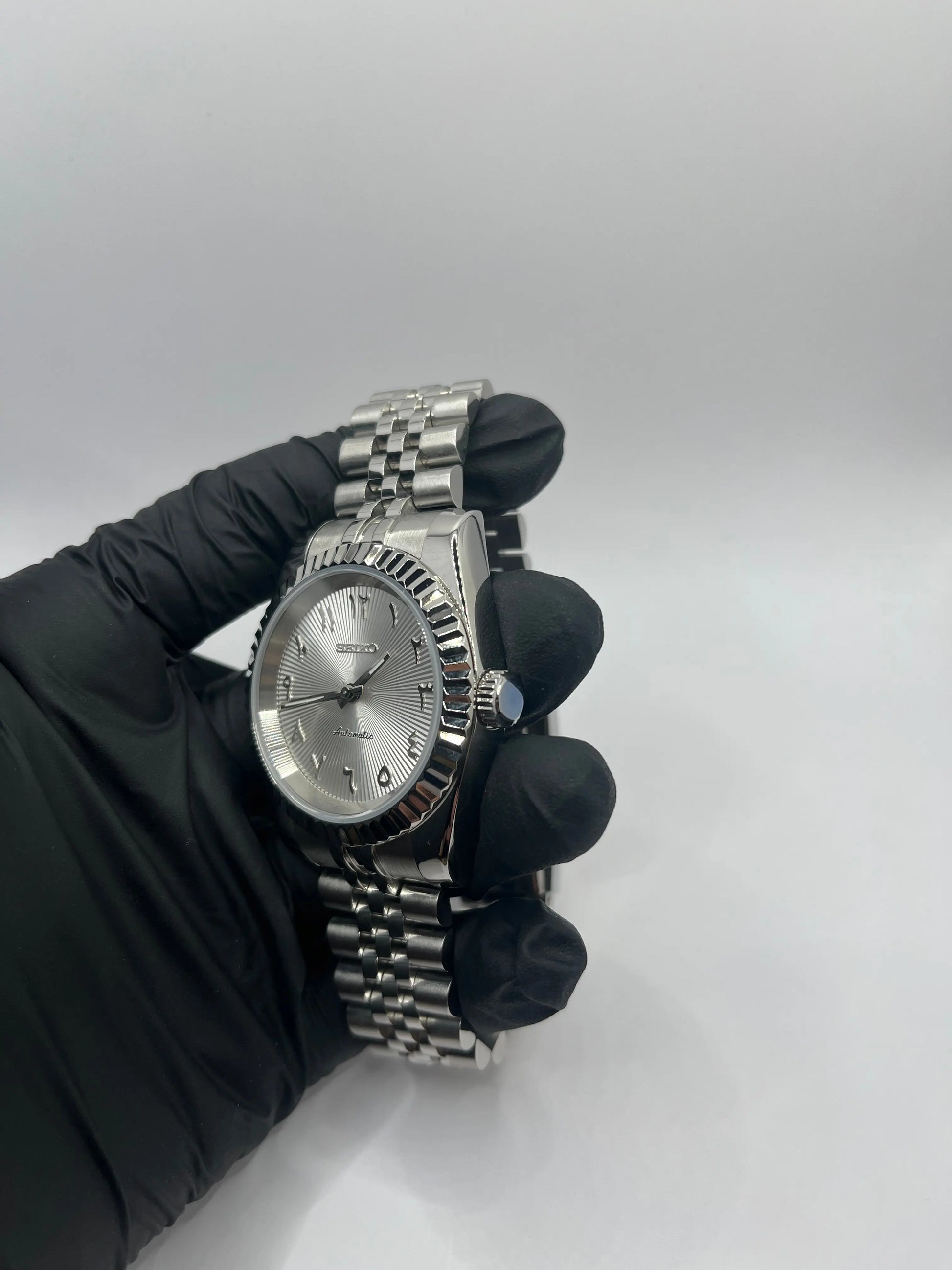 Arabic Dial Blanche Valtik