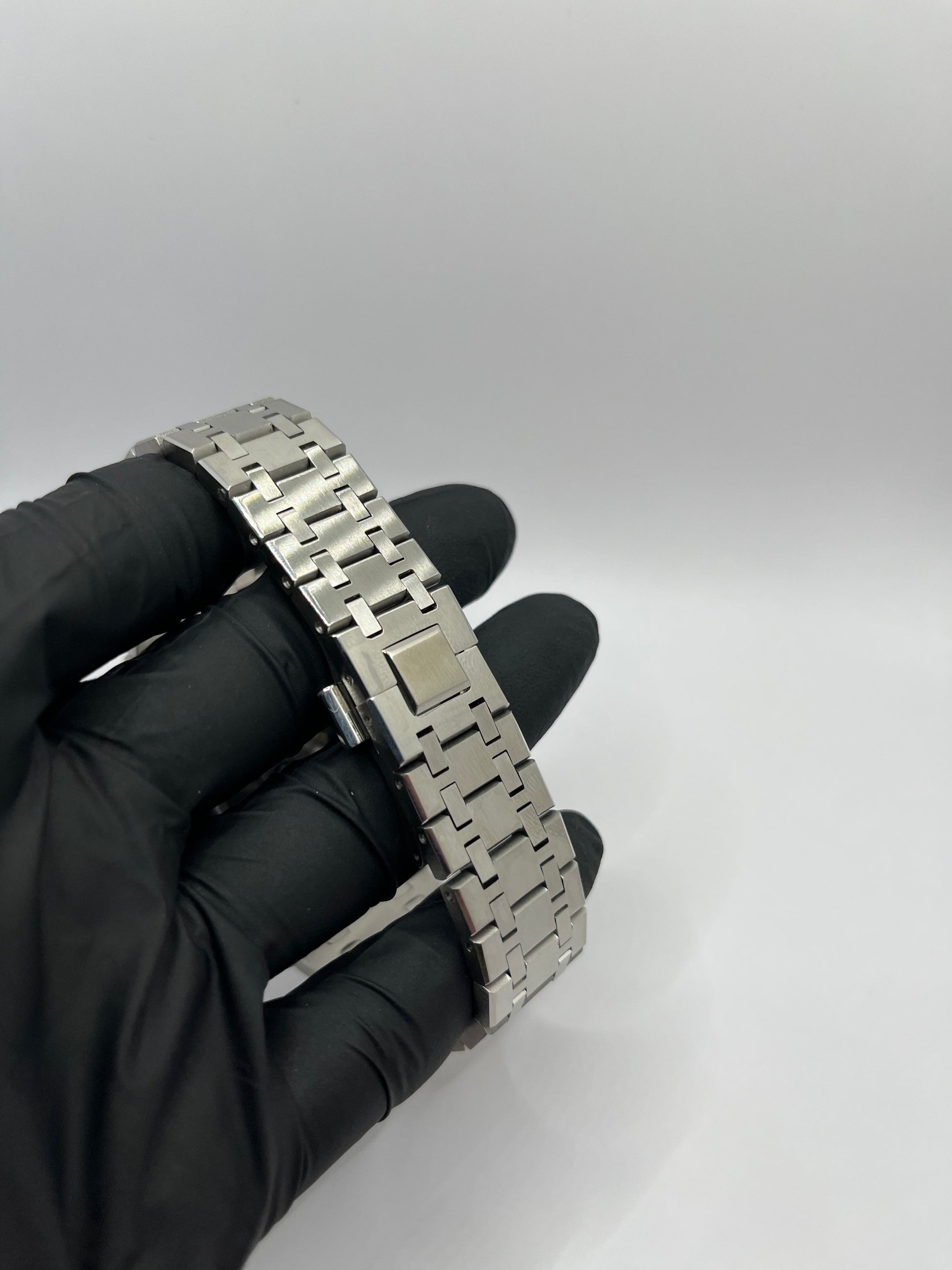 Royal Oak Noire Valtik