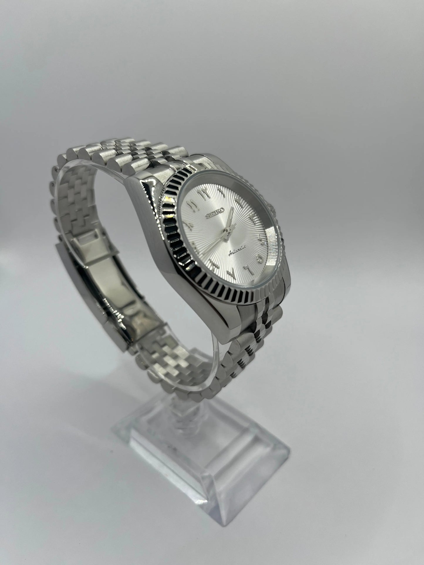 Arabic Dial Blanche Valtik