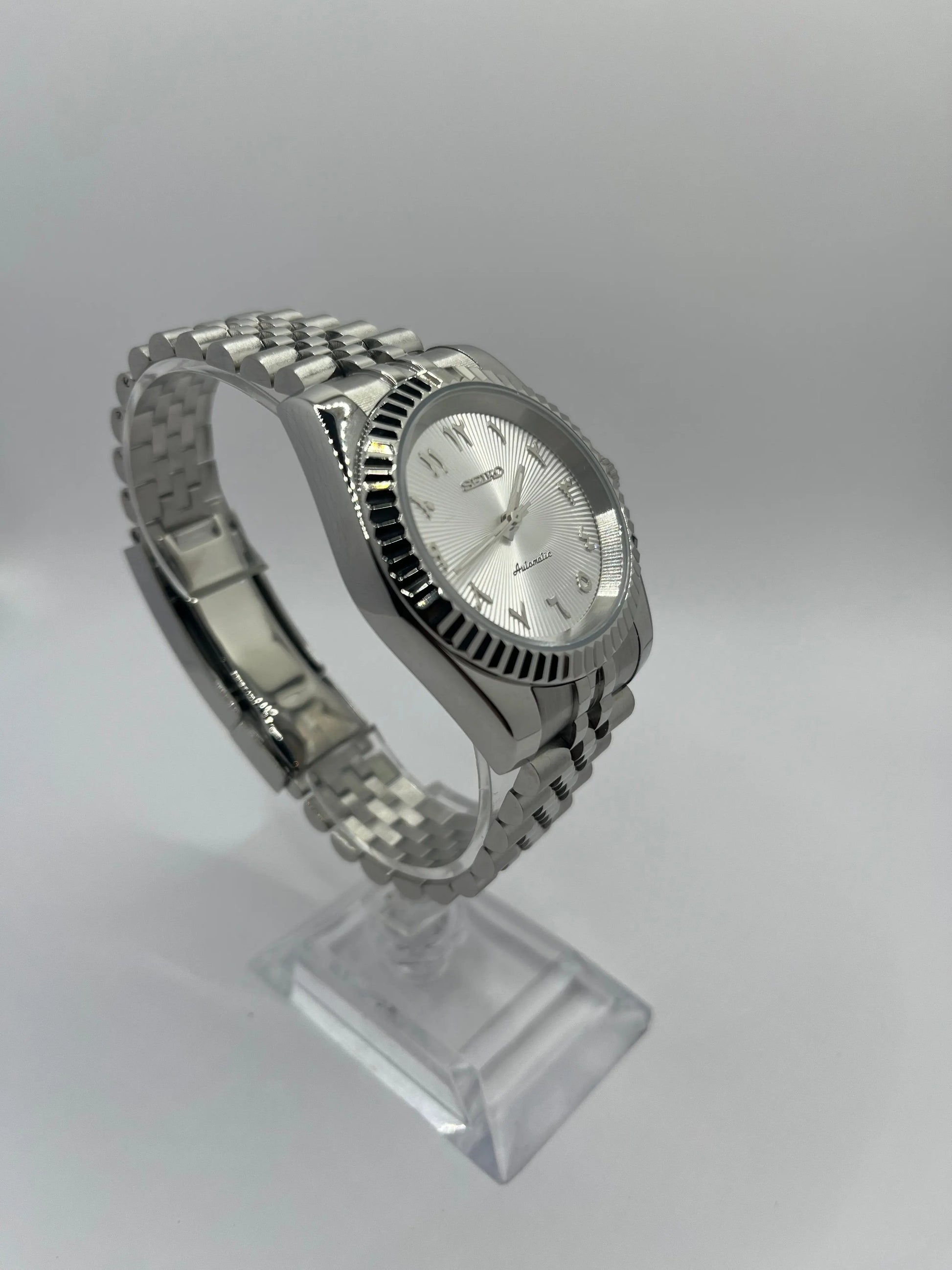 Arabic Dial Blanche Valtik
