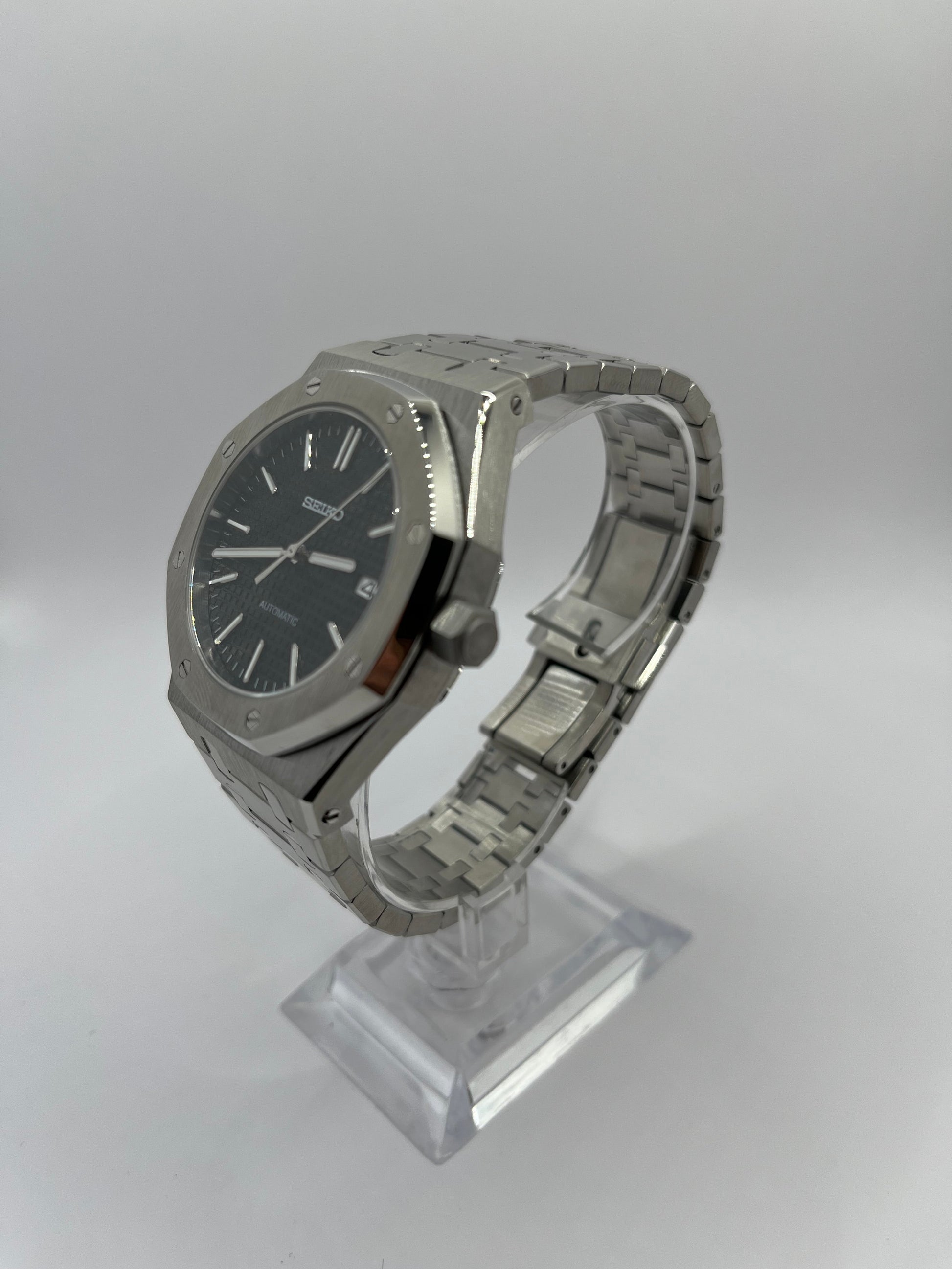 Royal Oak Noire Valtik