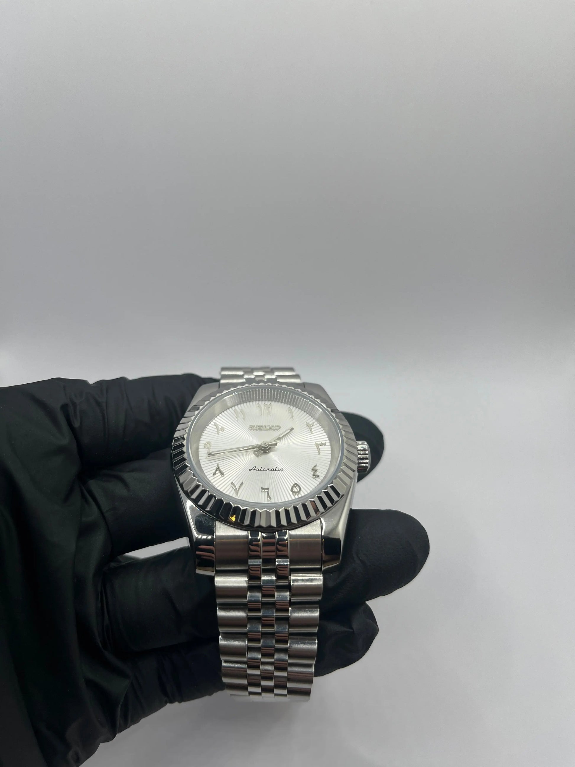 Arabic Dial Blanche Valtik