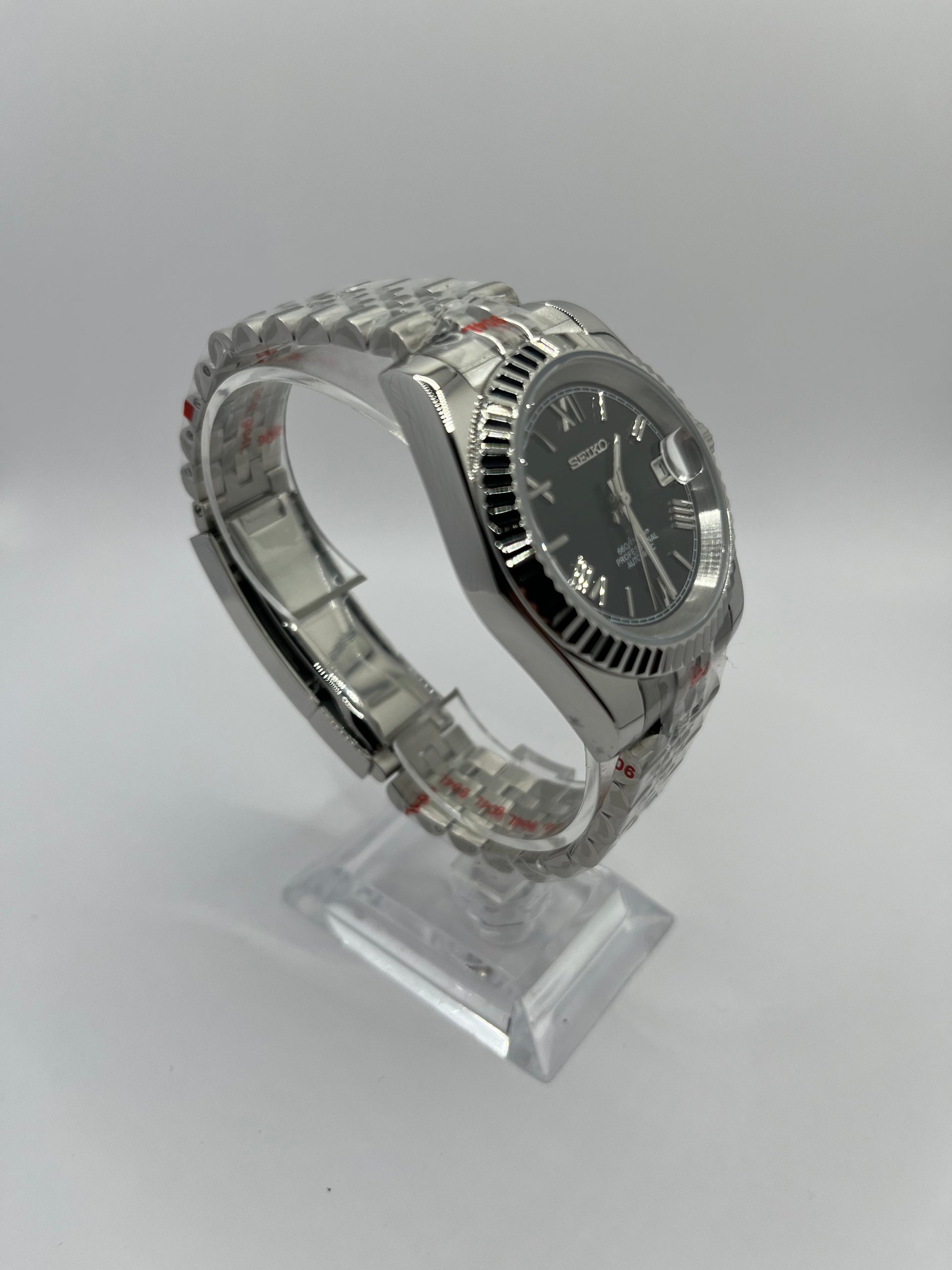 Roman Dial Noire Valtik